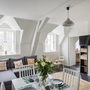 larmateur-appartement-intramuros-plage-st-malo.inbrittany.com/